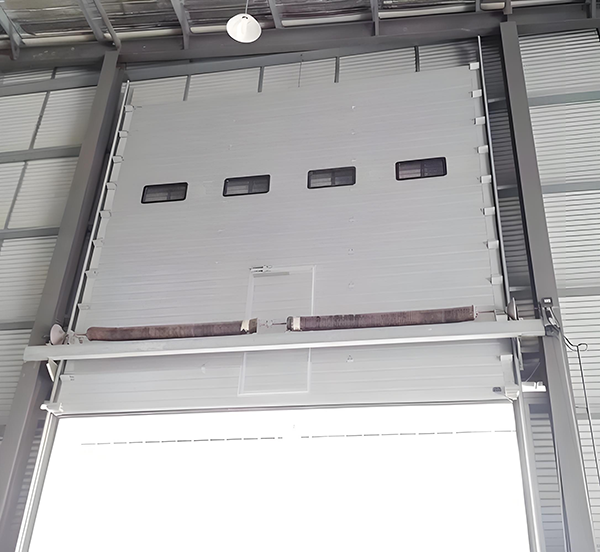 皮山工业滑升门