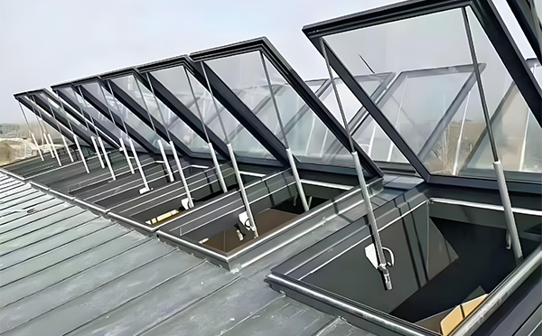 皮山消防排烟窗