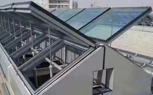 电动皮山排烟窗适合安装在什么地方