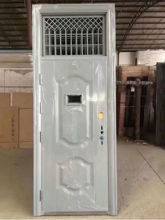 皮山学校教室门