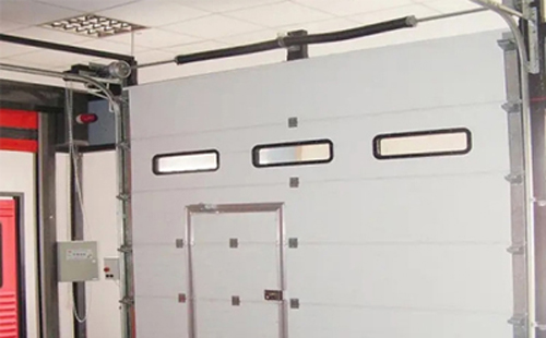 皮山工业提升门的安装方法